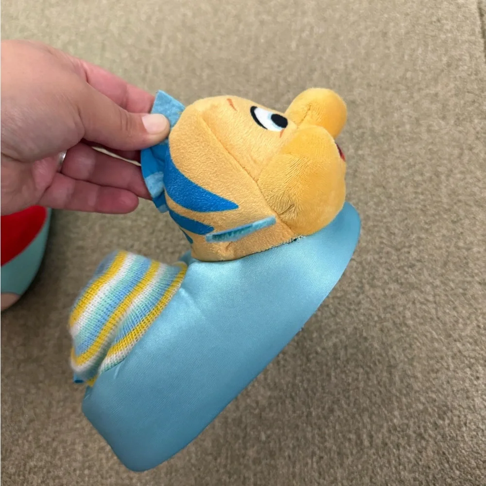 Disney Ariel and Flounder Kids Slippers - Red and Yellow Sz 9/10